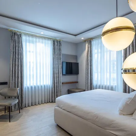 Otel Royal Hayat Old Town *